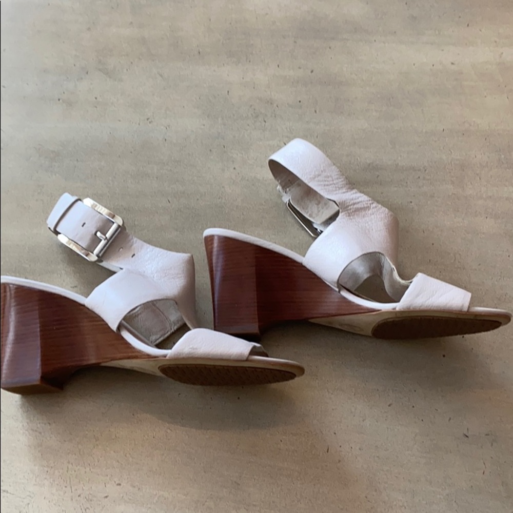 MICHAEL • MICHAEL KORS WEDGE SANDALS • GENTLY WORN